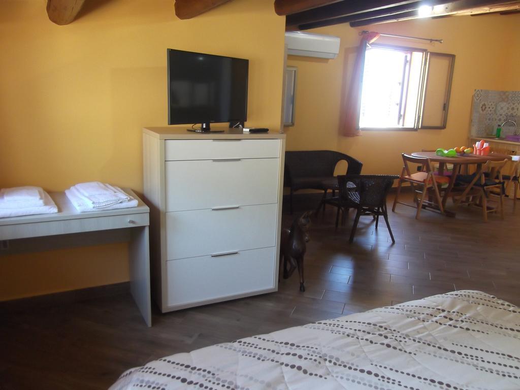 Zu Pippinu Apartamento Castellammare del Golfo Exterior foto