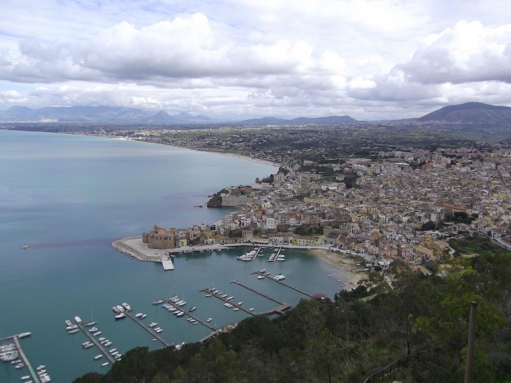 Zu Pippinu Apartamento Castellammare del Golfo Exterior foto